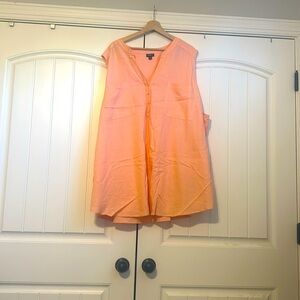 Super cute peach tank. Plus size  torrid 6 (30/32)